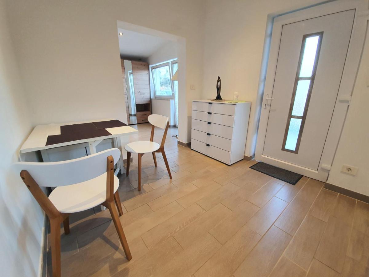 Apartma Marjeta *